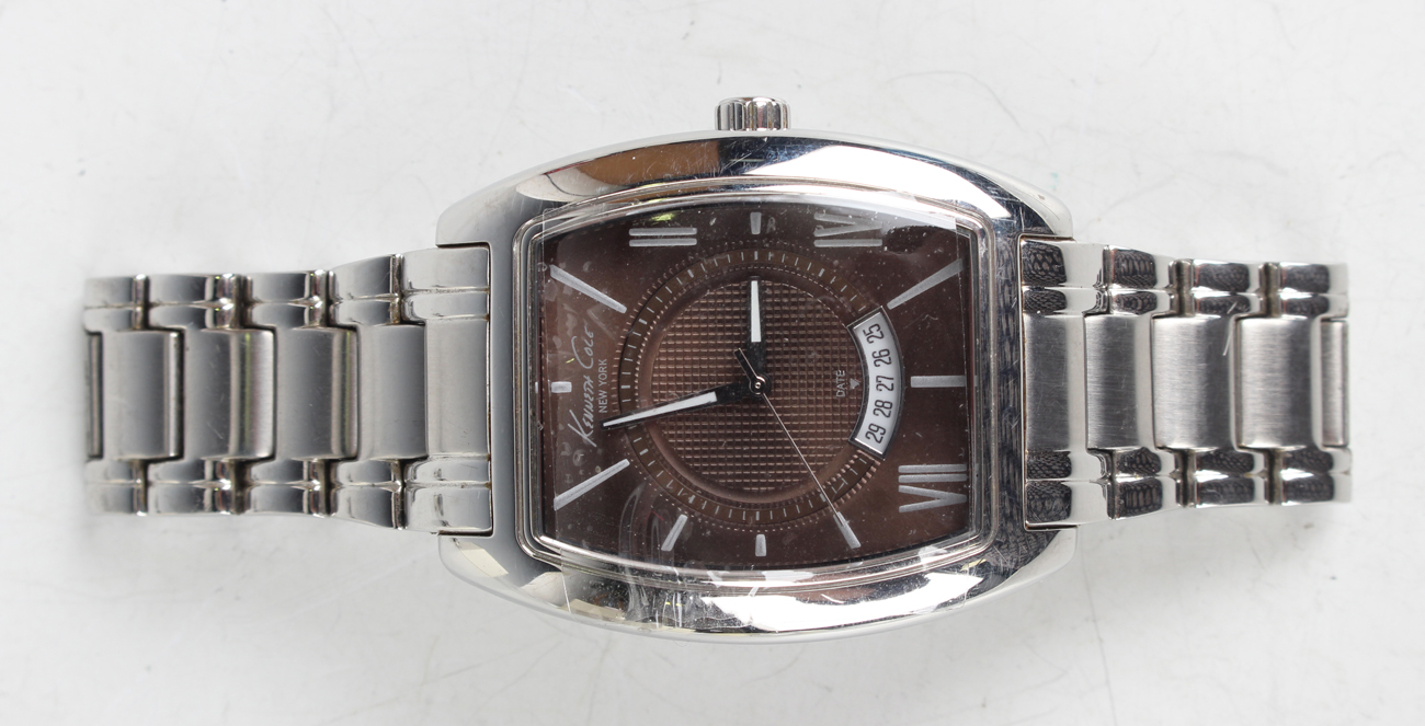 A Kenneth Cole Quartz stainless steel tonneau cased gentleman's bracelet wristwatch, the signed - Image 4 of 21