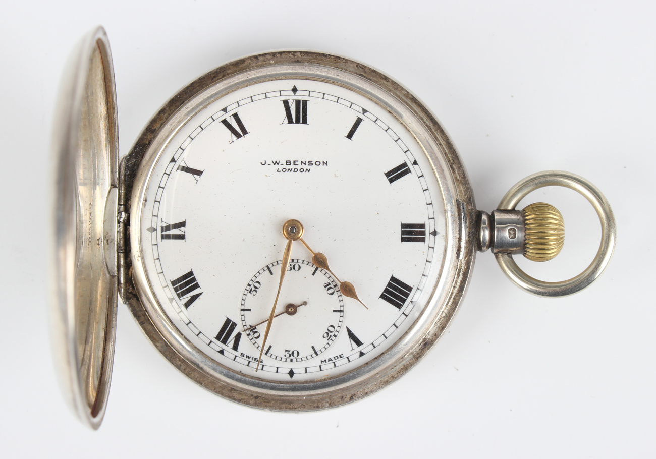 A silver keyless wind half hunting cased gentleman's pocket watch, the gilt jewelled lever