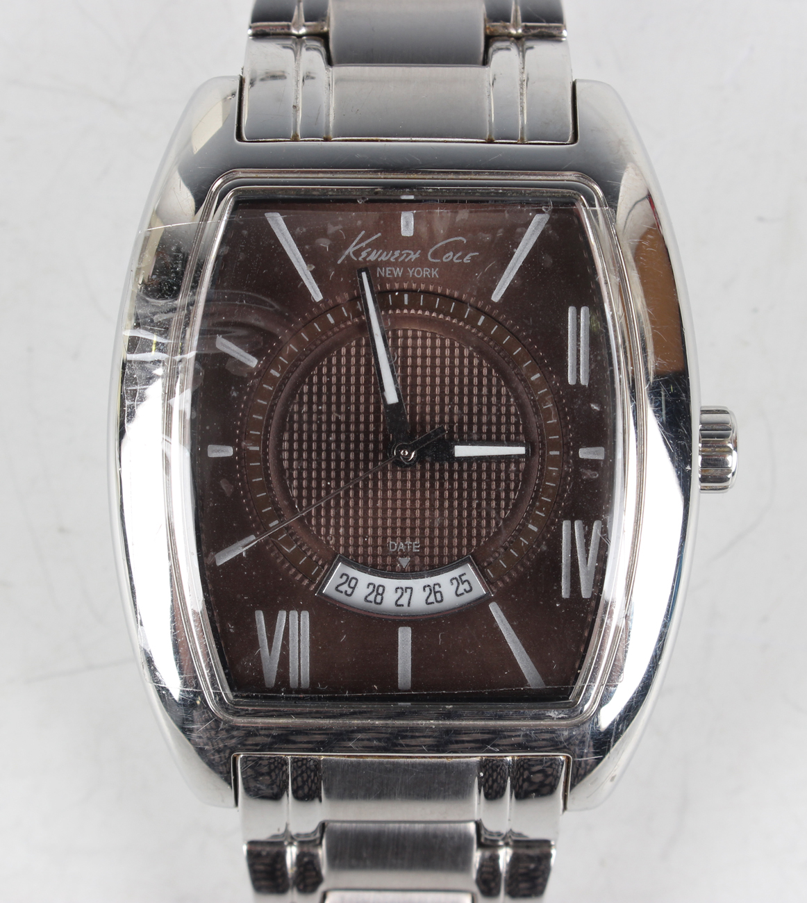 A Kenneth Cole Quartz stainless steel tonneau cased gentleman's bracelet wristwatch, the signed - Image 7 of 21