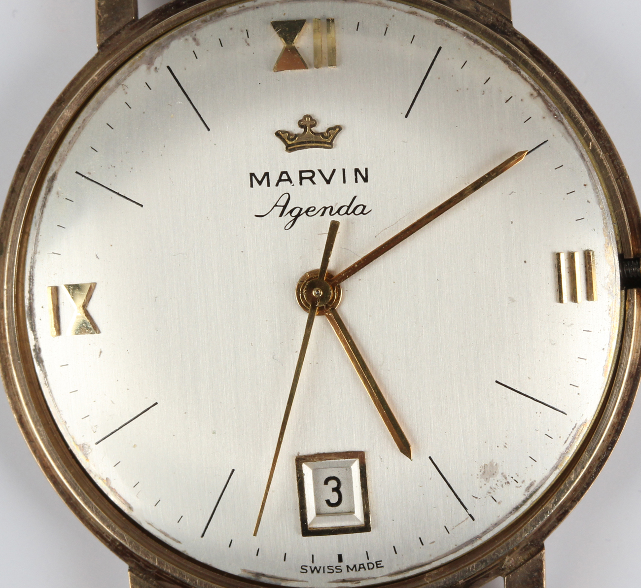 A Marvin Agenda 9ct gold circular cased gentleman's wristwatch, the signed jewelled movement - Image 7 of 7