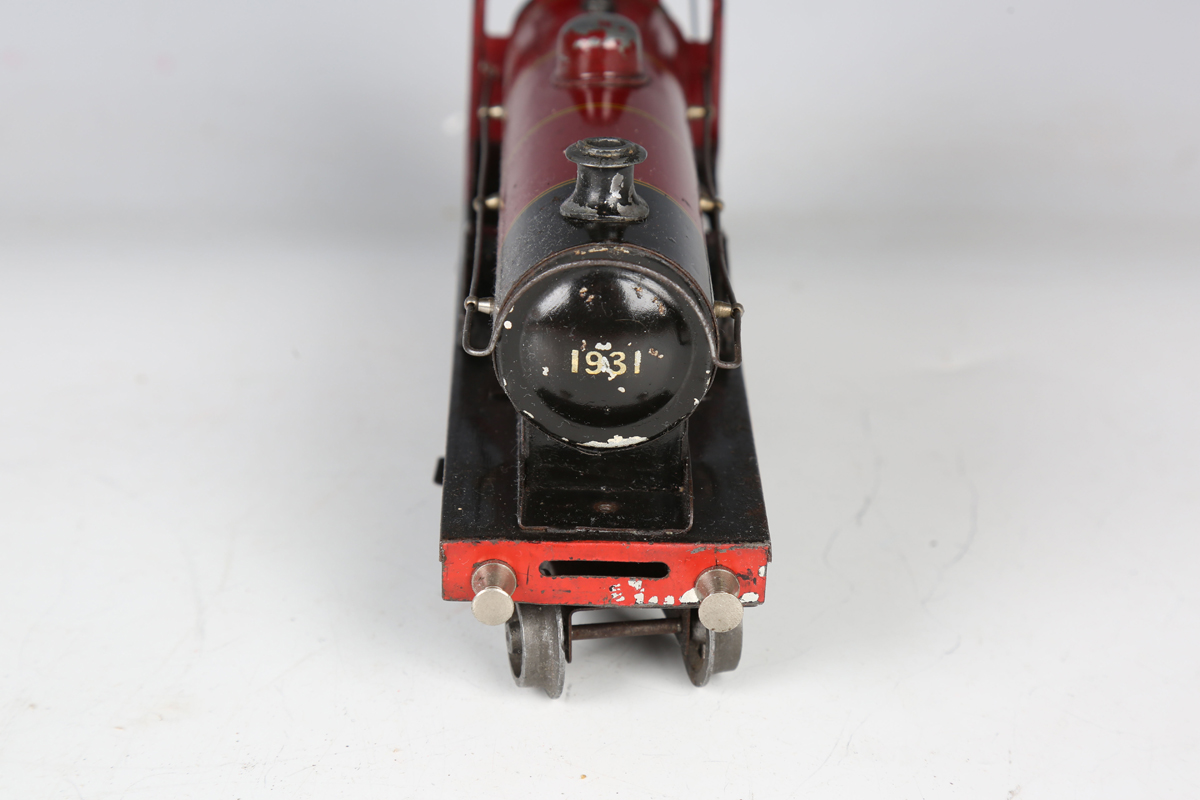 A Bassett-Lowke gauge O clockwork locomotive 'Duke of York' and tender 1931 in maroon and black - Image 10 of 12