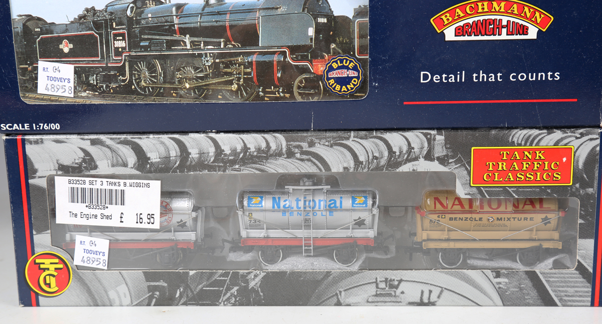 A small collection of Bachmann Branch-Line gauge O railway items, comprising No. 32-151 N Class - Image 7 of 7