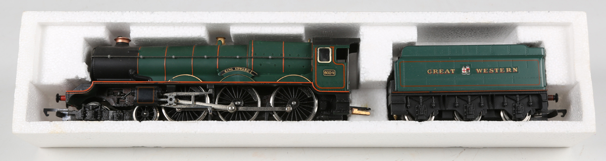 Five Hornby gauge OO Great Western locomotives and tenders, comprising R/349 'King Henry VII', R.313 - Image 12 of 24