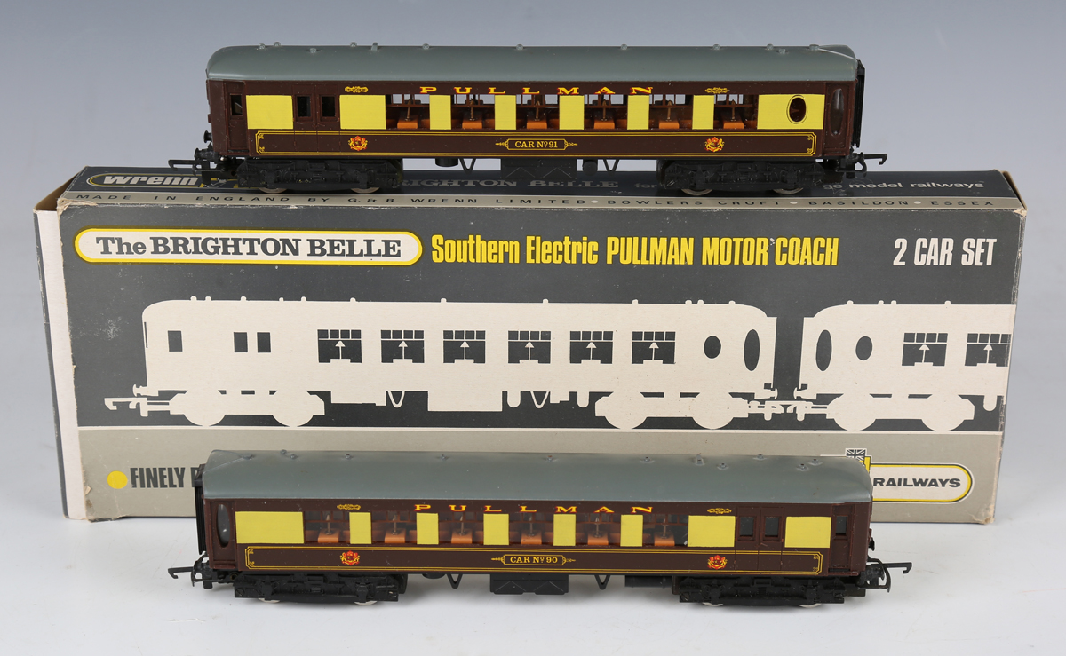 A Wrenn Railways gauge OO/HO W3006/7 Brighton Belle two coach set, boxed (box lightly creased and