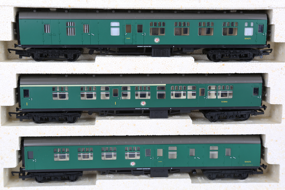 A Hornby Railways gauge OO R.2082 Wellington train pack, comprising Schools Class locomotive, - Image 4 of 6