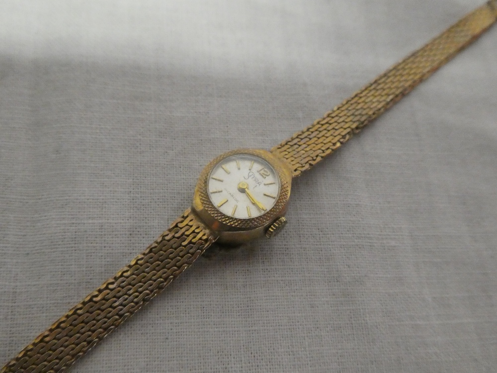 A lady's 9ct gold wristwatch by Sitra with 9ct strap - Image 2 of 2