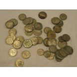A selection of pre-1947 silver coinage including 19 half crowns,