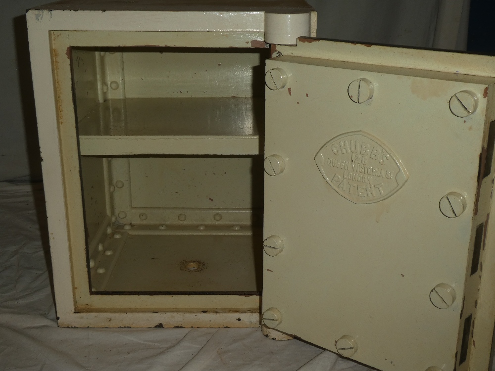 A small old iron safe by Chubb & Sons London 20" x 16" x 16" - Image 2 of 2