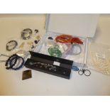 A selection of various costume jewellery including Chinese pearl-effect necklace with .