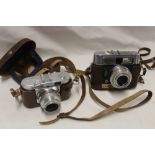 A Voigtlander Vito CL 35mm camera and a Voigtlander Vito B camera (2)