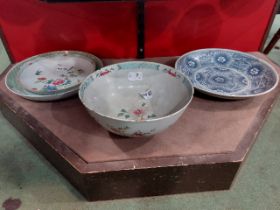 A collection of Chinese ceramics to include a large bowl, scalloped edged shallow bowls,