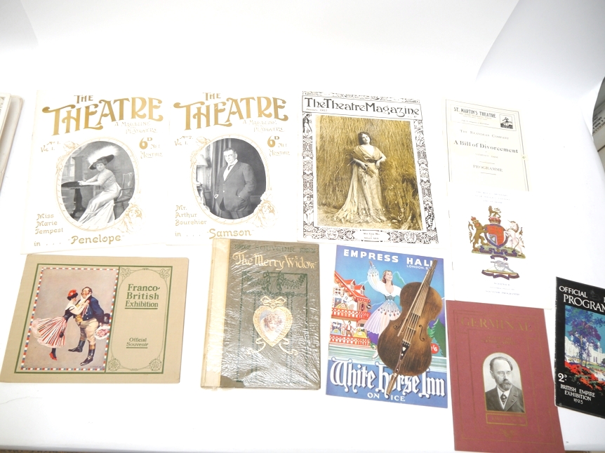 A collection of approximately 300 Edwardian-1950s theatre programmes and souvenir booklets/books, - Image 4 of 17