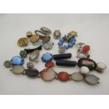 A box of bijouterie including agate bracelet a/f, paste set buckle, brooches etc