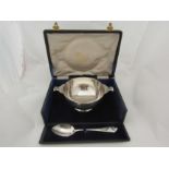 A cased cased Holland, Aldwinckle & Slater quaich and matched silver spoon, quaich is London 1906,
