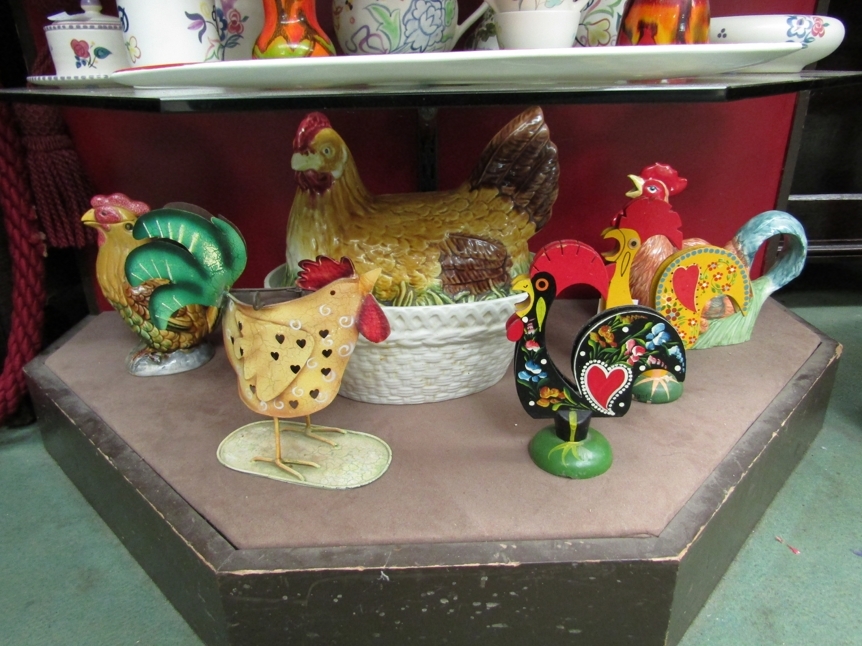 A ceramic chicken egg crock, chicken teapot, ornaments and jug (6)