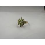 A 9ct gold cluster ring, size Q, 2.5g