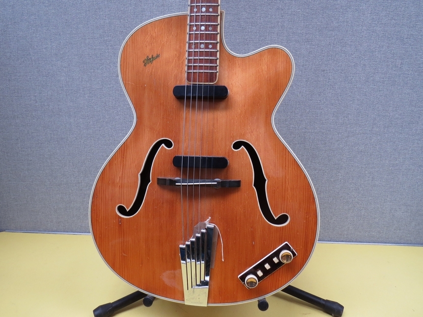 A Hofner President semi-acoustic guitar with natural blonde body, serial 5752 dating to 1959