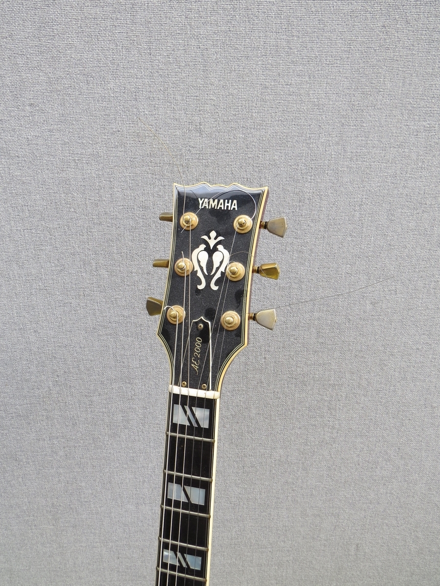 A Yamaha AE2000 Japanese-made archtop semi-acoustic guitar, sunburst body, replacement pickups and - Image 3 of 6
