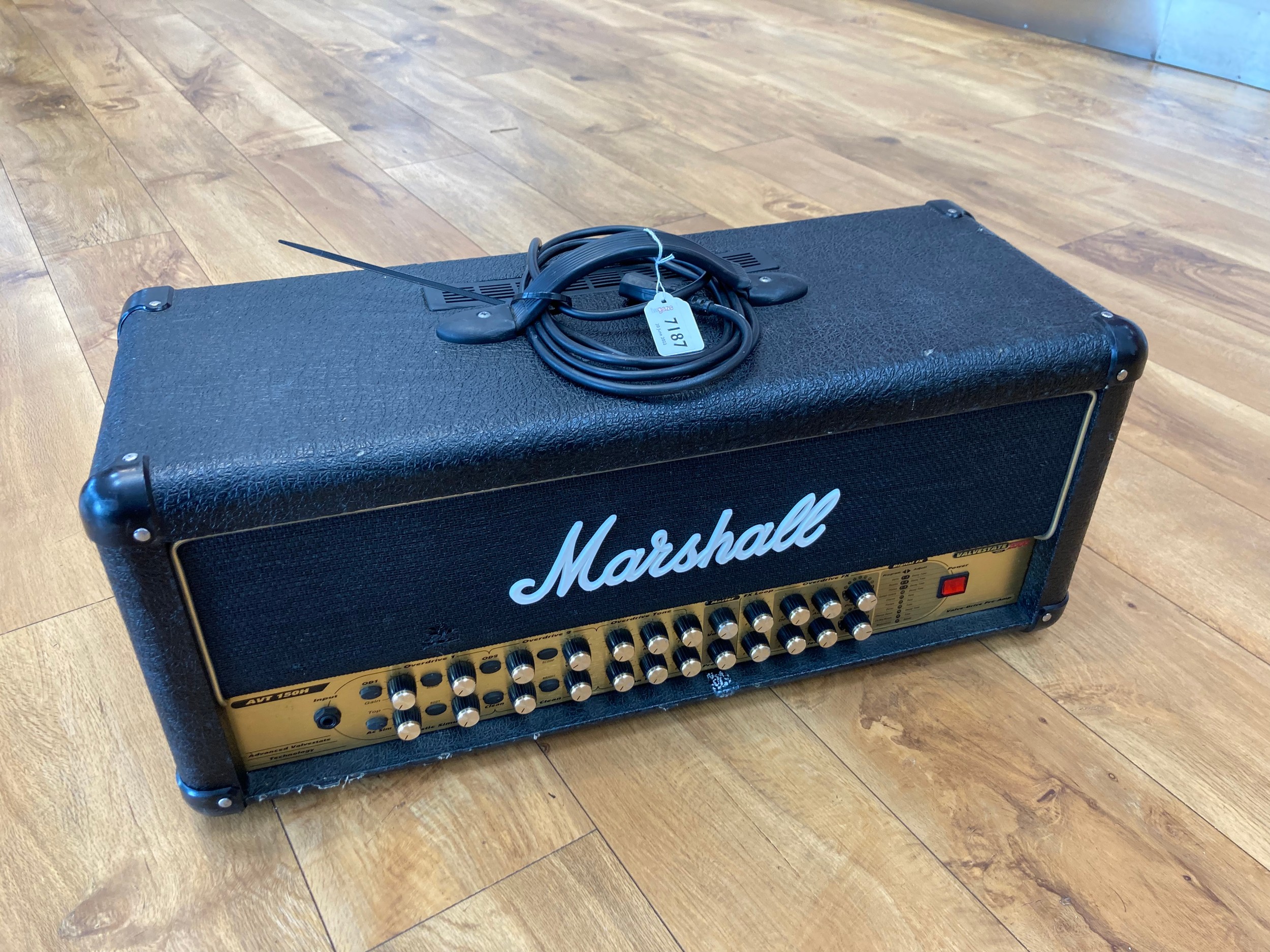 A Marshall Valvestate 2000 AVT amp head