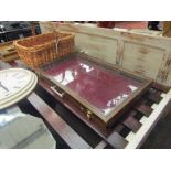 A portable table top display case 76 x 46cm