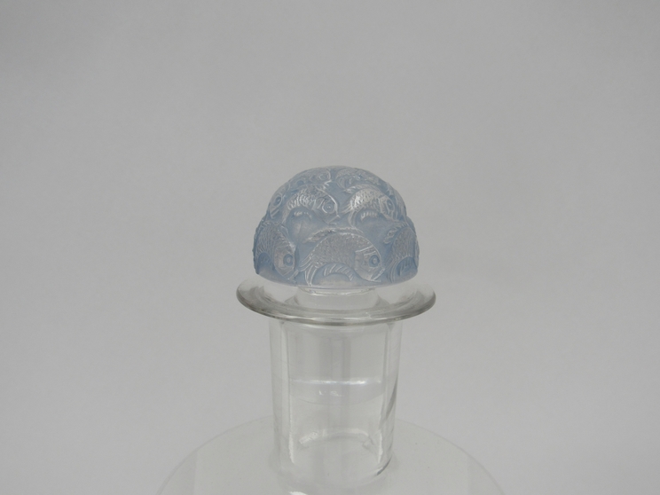 A Rene Lalique Pouilly decanter and stopper, 28cm tall - Image 3 of 5