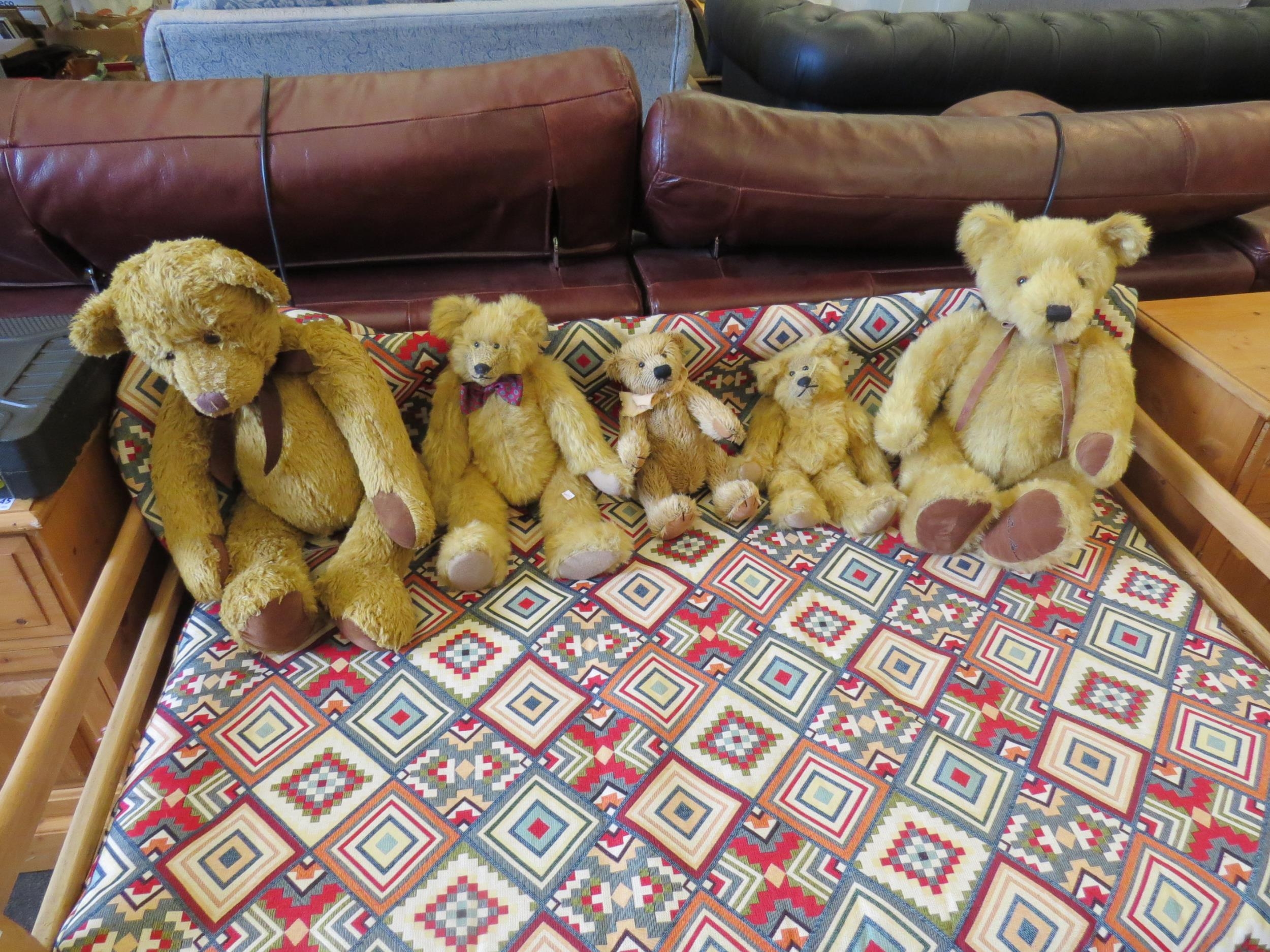 Five modern teddy bears including Bradford, Colby