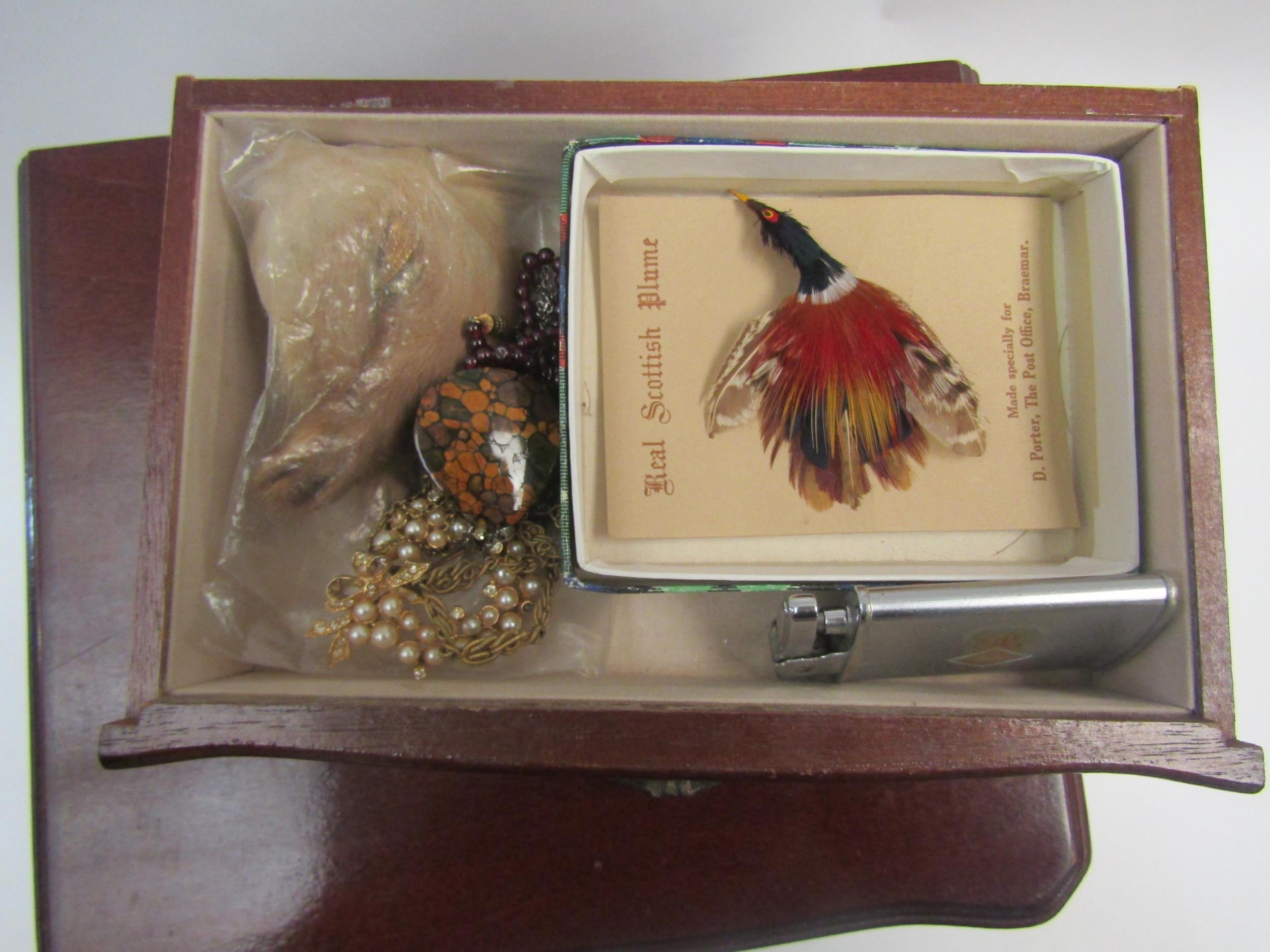 A jewellery chest with costume jewellery and other contents - Image 4 of 5
