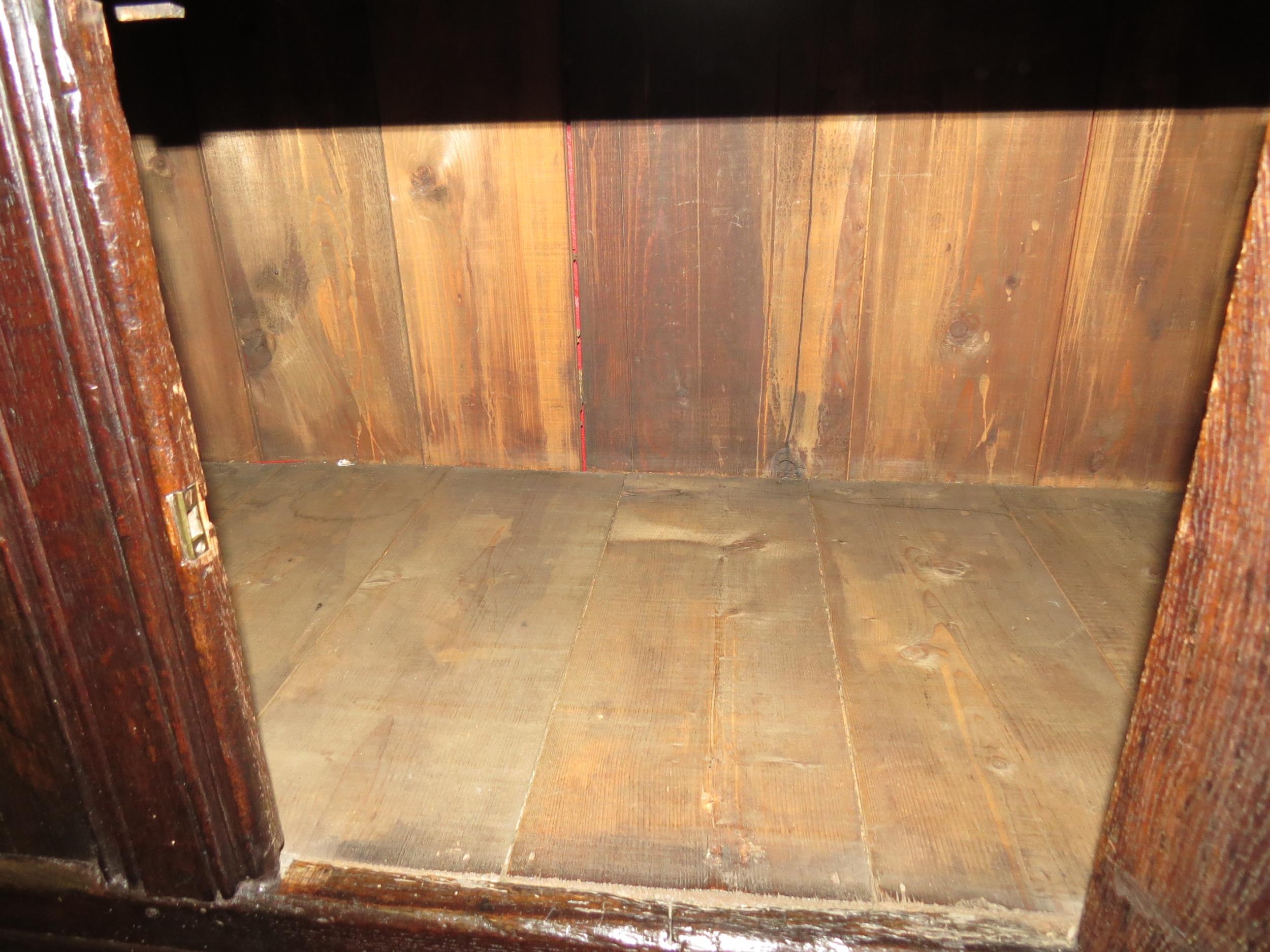 A Circa 1700 English pegged oak court cupboard with unusual bank of nine cupboard panelled doors - Image 7 of 8