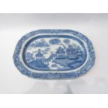 A Georgian blue and white transfer ware pottery platter decorated with chinoiserie scene, 28cm x