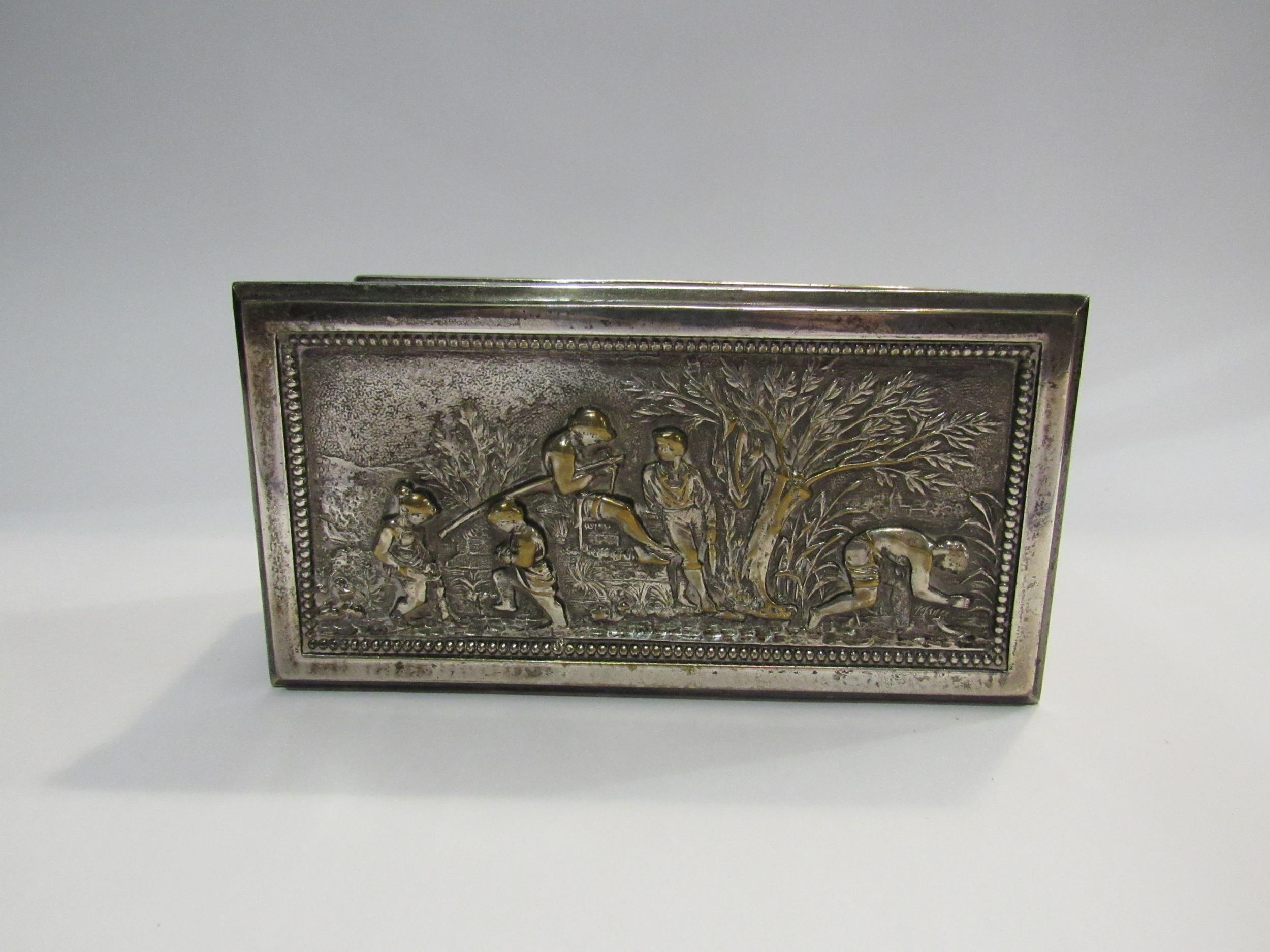 A silver plated lidded box with scenes of farmers - Image 3 of 5