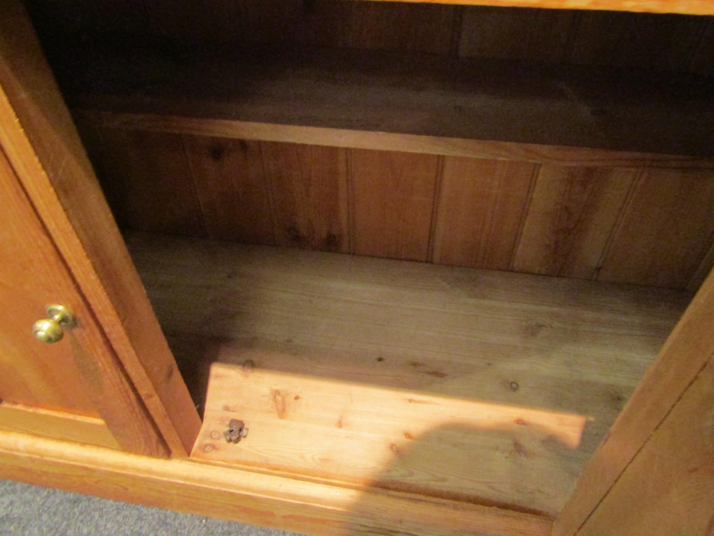 A pine dresser base with three drawers over three door cupboard, 87cm high x 152cm wide x 45cm deep - Image 5 of 5