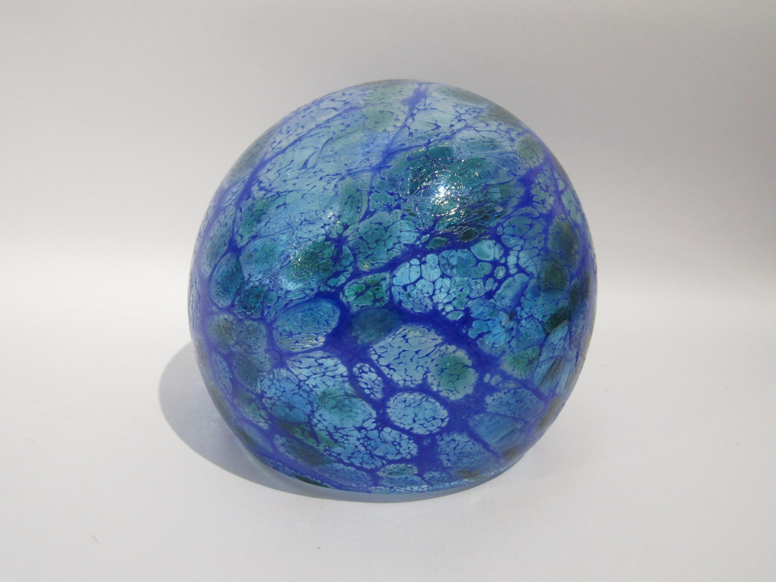 A Wendy Smart 2008 studio art glass bowl/candle holder. 21cm high - Image 3 of 3