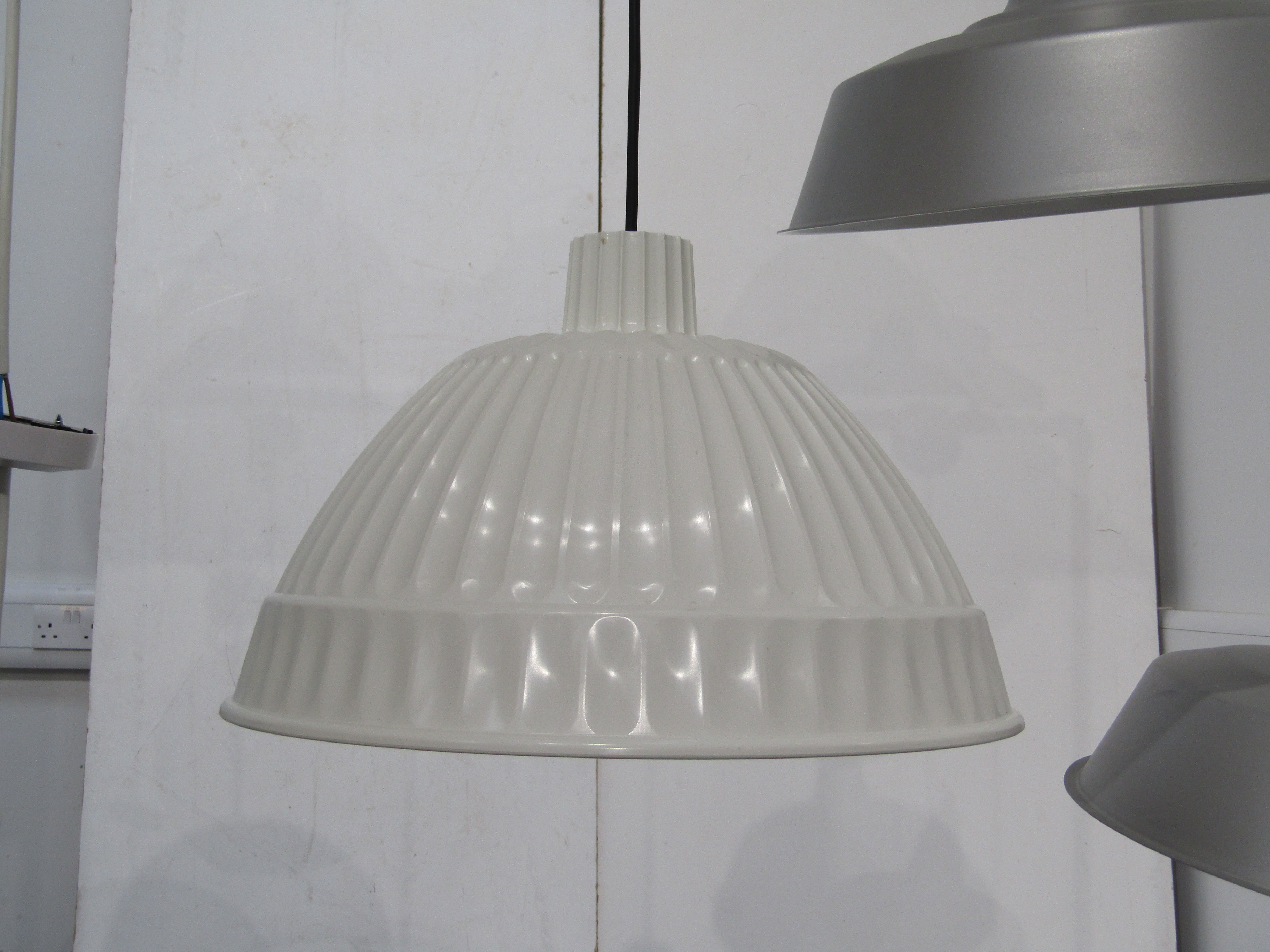 An Italian Fontane Arte White Pendant light with fluted detail. 45cm diameter