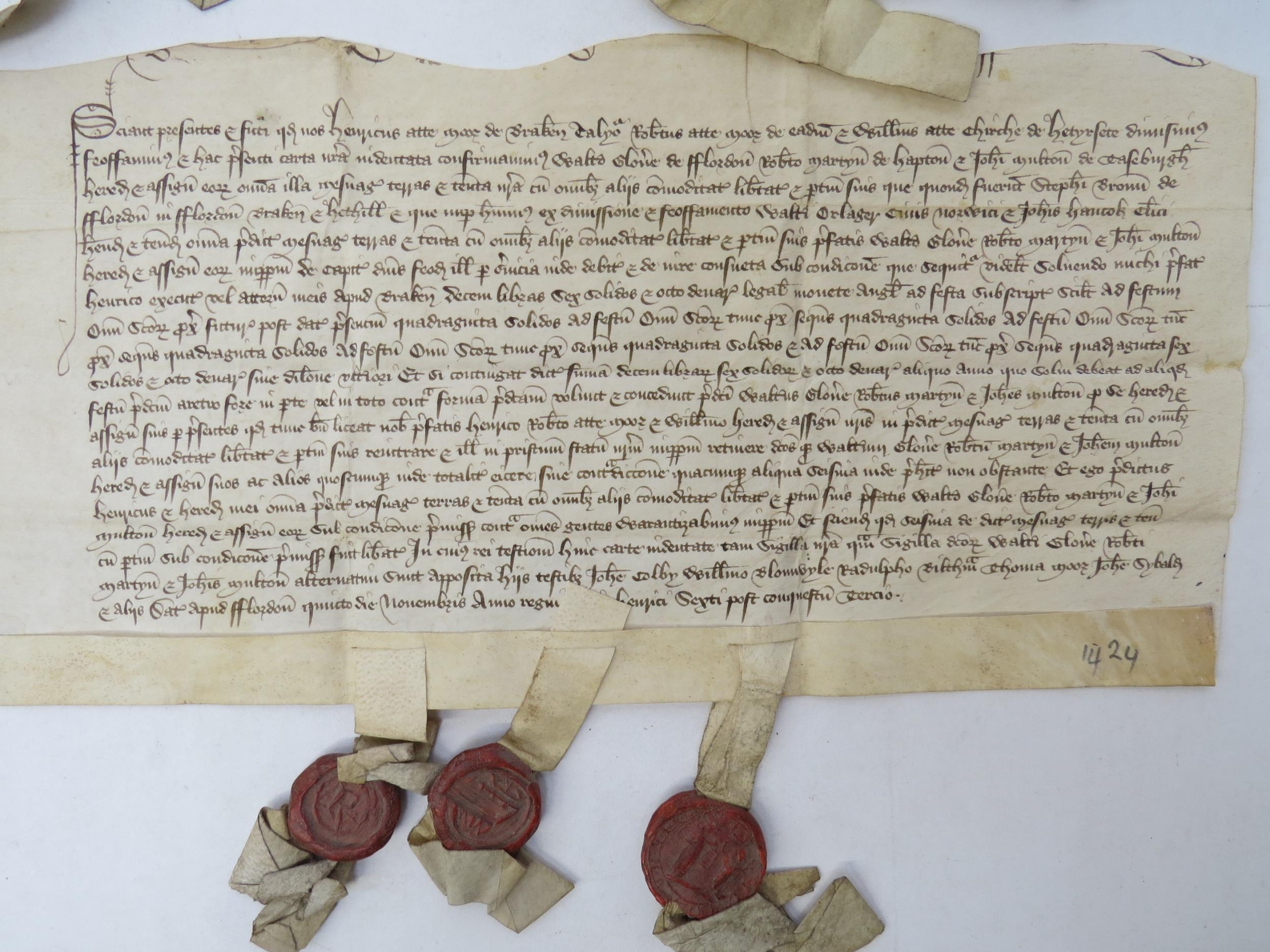 Feoffment (both halves of an indenture) for £10 6s 8d to be paid in instalments; 5 Nov 1424 Henry - Image 2 of 10