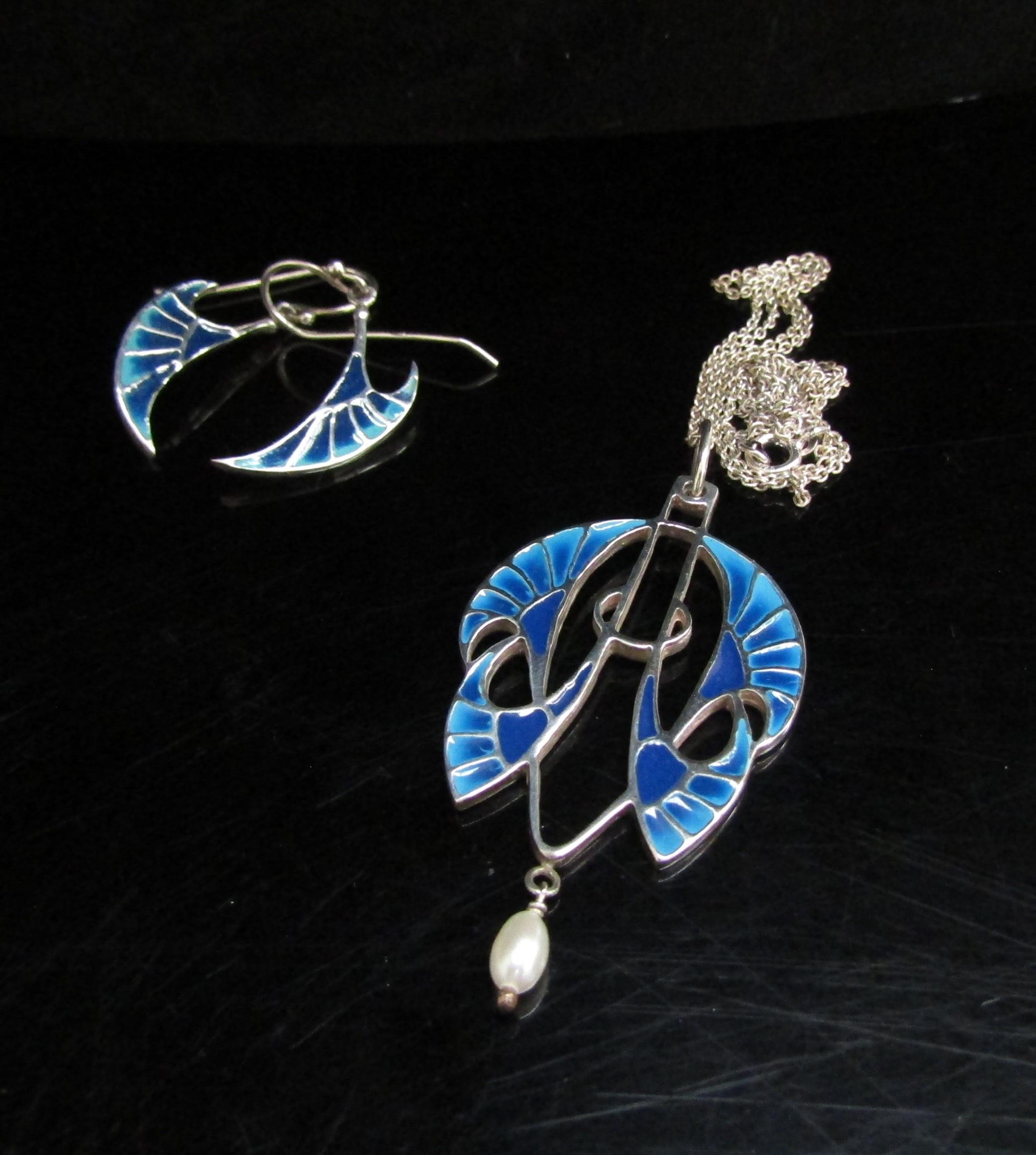 An Art Nouveau revival silver and enamel pendant necklace with pearl drop, and matching earrings - Image 2 of 2