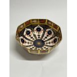 A large Royal Crown Derby 1128 Imari pattern octagonal bowl, 28cm diameter x 12cm tall