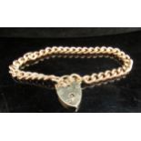 A 9ct gold bracelet with padlock clasp, 19.8g