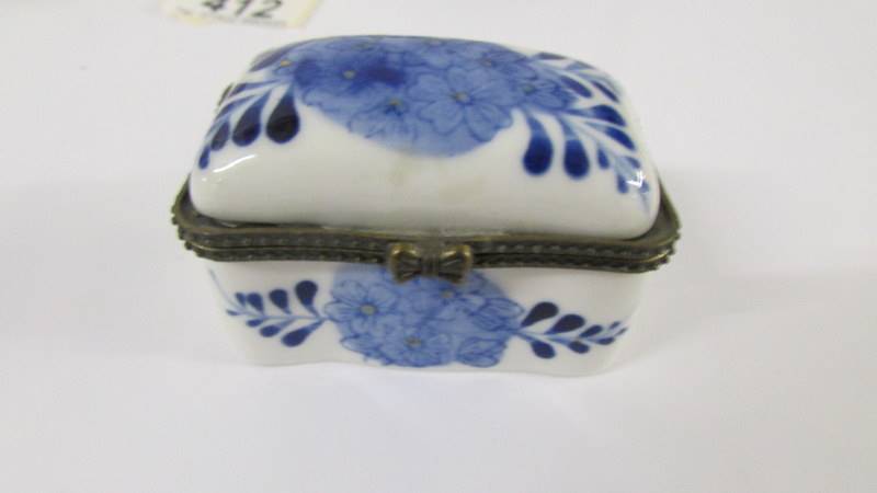 A Victorian French ring box and seven assorted trinket boxes. - Image 3 of 8