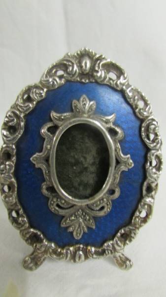 A late 19th/early 20th century white metal and blue guilloche enamel photograph frame, signed KF - Image 5 of 12