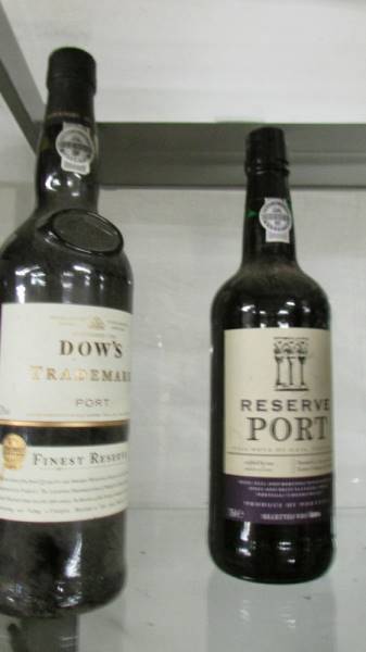 Six old bottles of port. Collect only. - Image 3 of 4