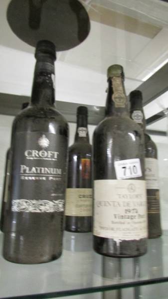 Six old bottles of port. Collect only. - Image 4 of 4