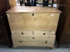 A large Victorian blanket box chest with 3 drawers (100cm x 52cm x 99cm high) Collect only.