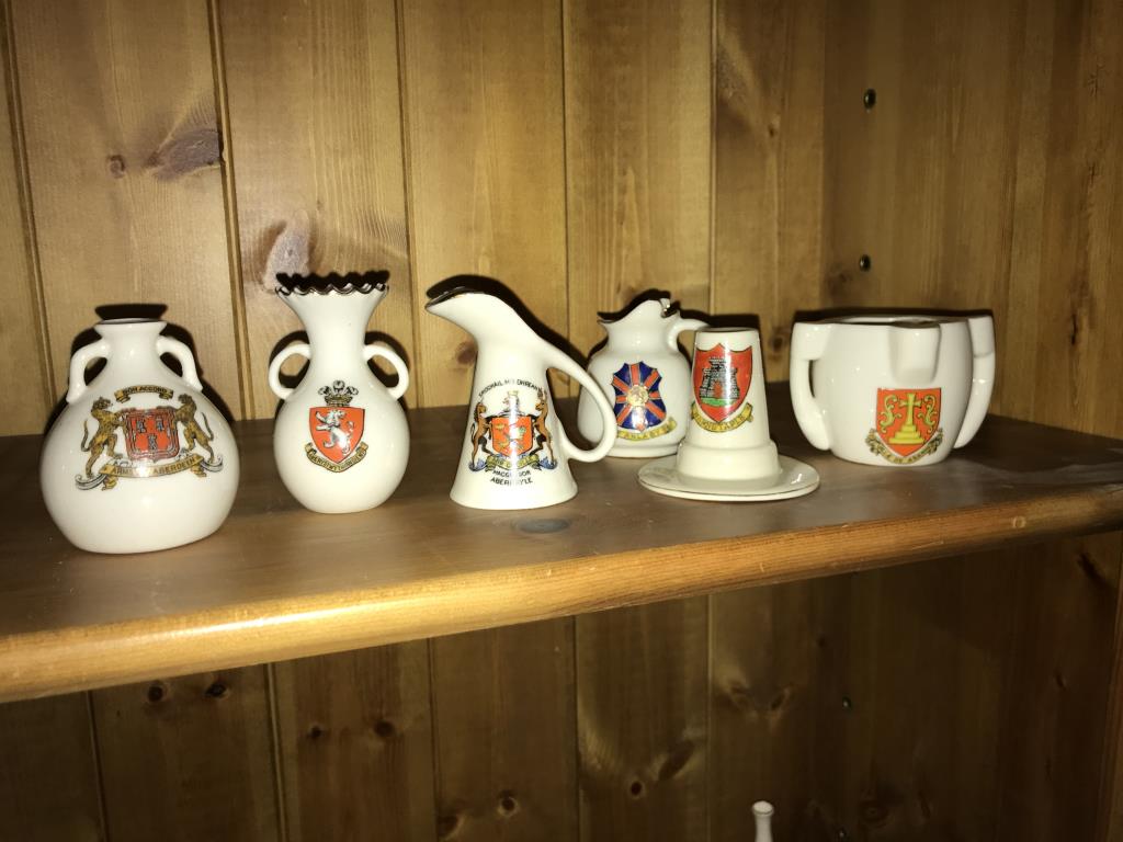 A large selection of crested china (some marked Goss) - Image 3 of 5