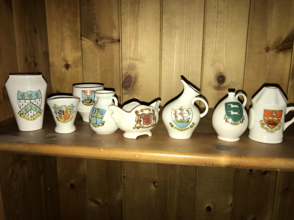 A large selection of crested china (some marked Goss) - Image 2 of 5