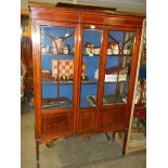 A good quality Edwardian mahogany inlaid display cabinet.