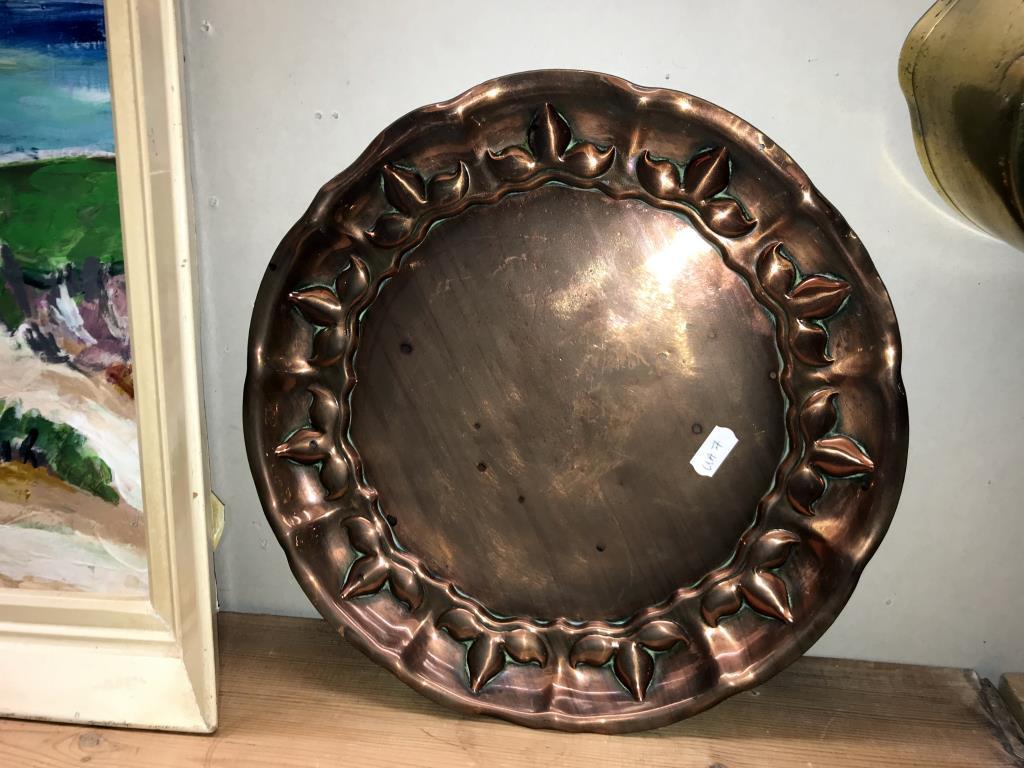 A copper plate, pan & saucepan - Image 3 of 8