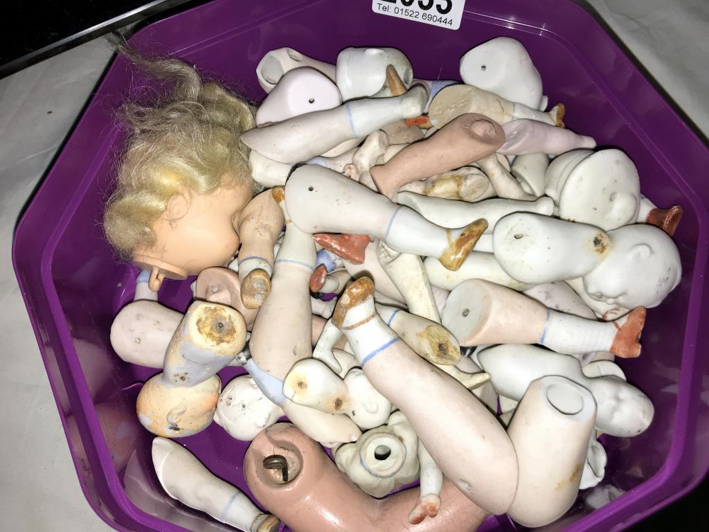 A box of vintage bisque doll parts - Image 3 of 4