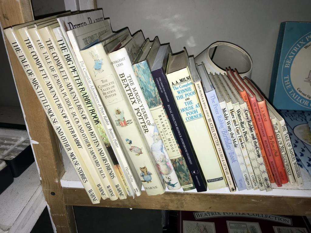 A quantity of Beatrix Potter books ornaments & lampshade etc. - Image 2 of 6