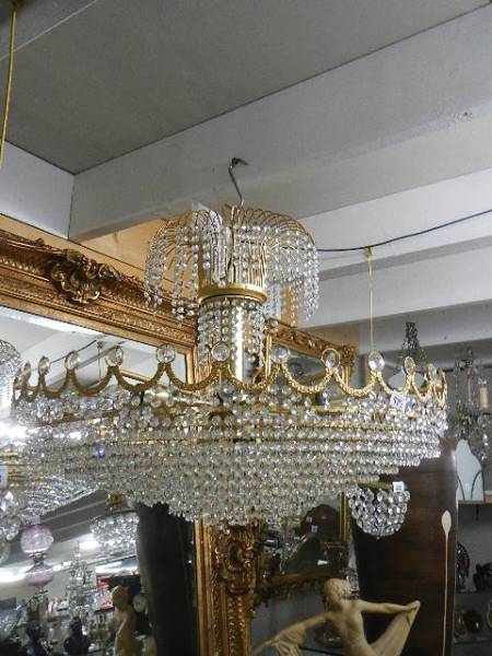 A large layered glass chandelier, approximately 86 cm diameter and 76 cm drop. Collect only. - Image 3 of 5