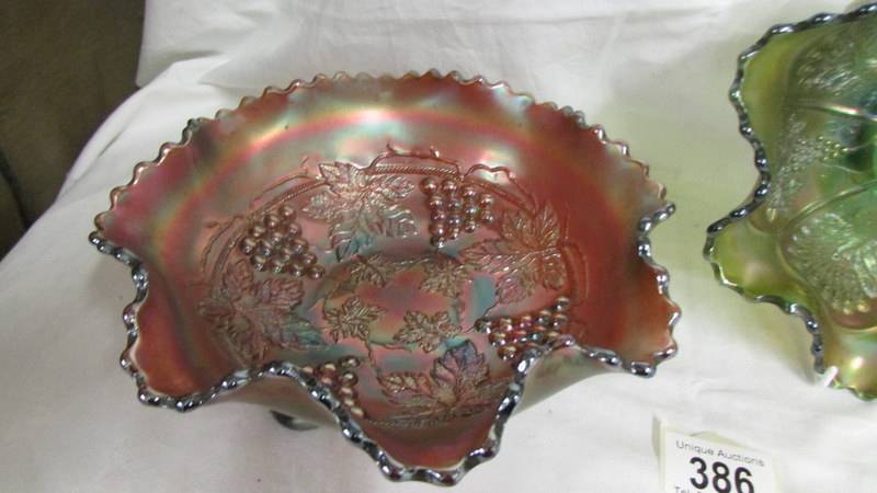 Two carnival glass bowls - Northwood amethyst grape & cable and a Fenton green peacock & grapes. - Image 3 of 3